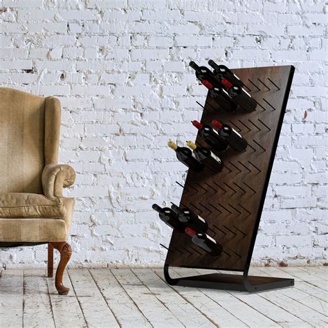Botellero de suelo de madera