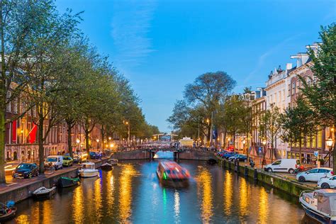 Canales de Amstel en Ámsterdam