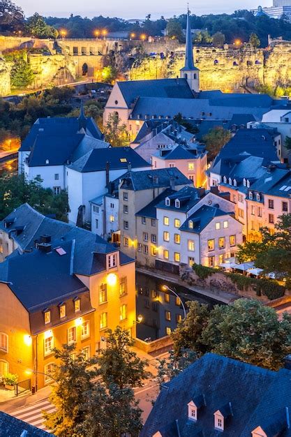Ciudad de Luxemburgo de noche