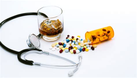 Combinación peligrosa: alcohol y medicamentos