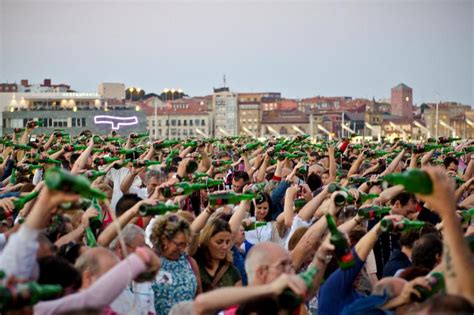 Escanciado de Sidra en Gijón