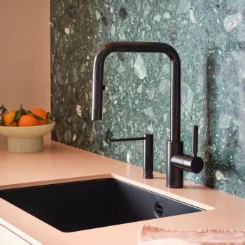 Grifería META SQUARE Pull Down and META SQUARE Bar Tap in Matte Black