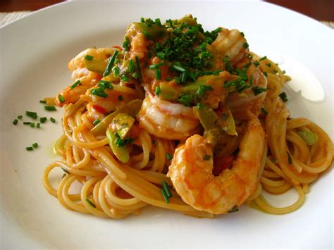 Pasta con Gambas al Ajillo
