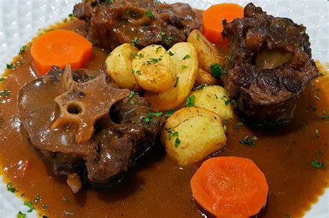 Rabo de Toro Estofado
