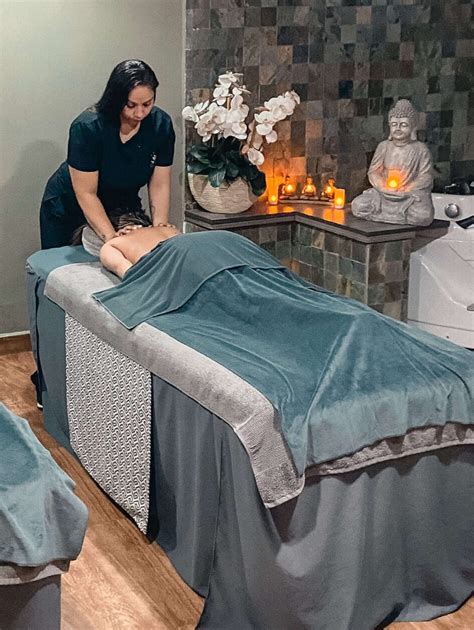 Spa con masajes y tratamientos